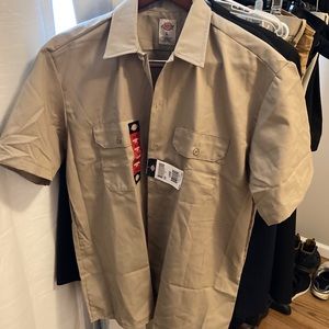 NEW Dickies Men's Large Short-Sleeve Shirt Desert